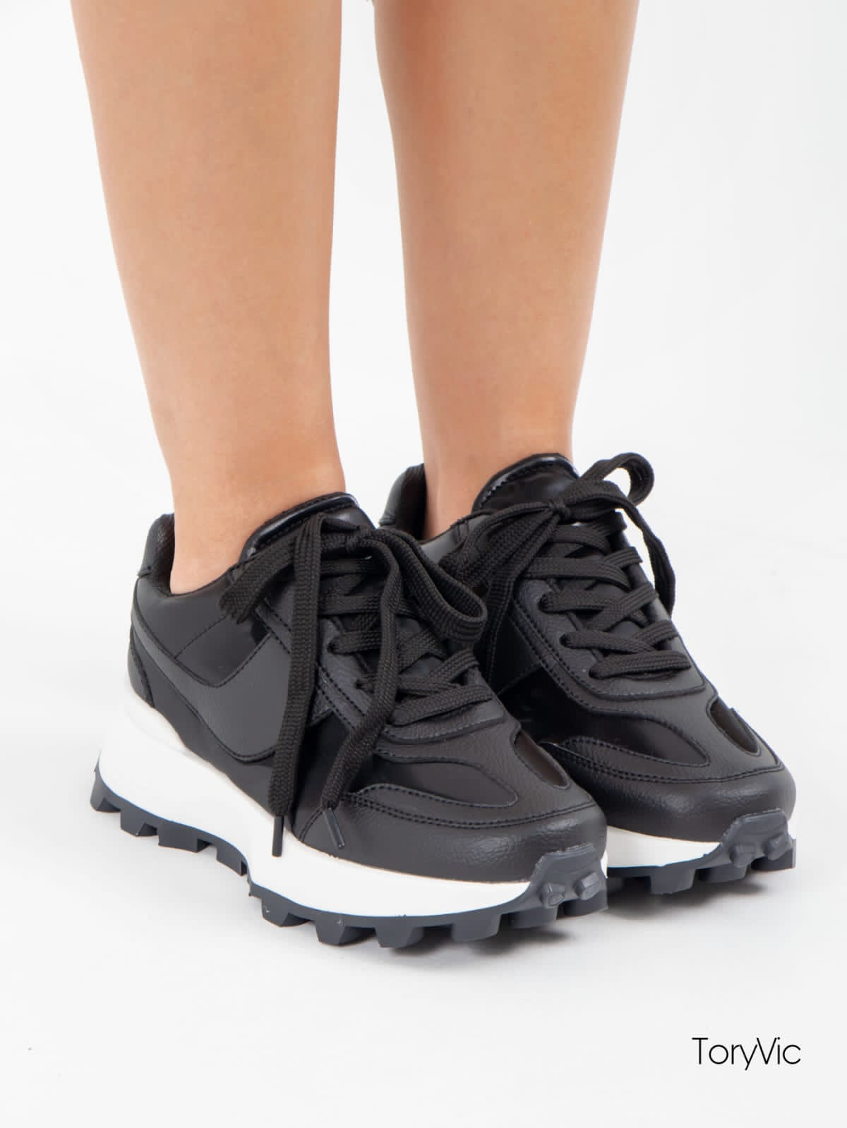 tenis, botines, sandalias y zapatos para mujer en colombia.Toledo negro