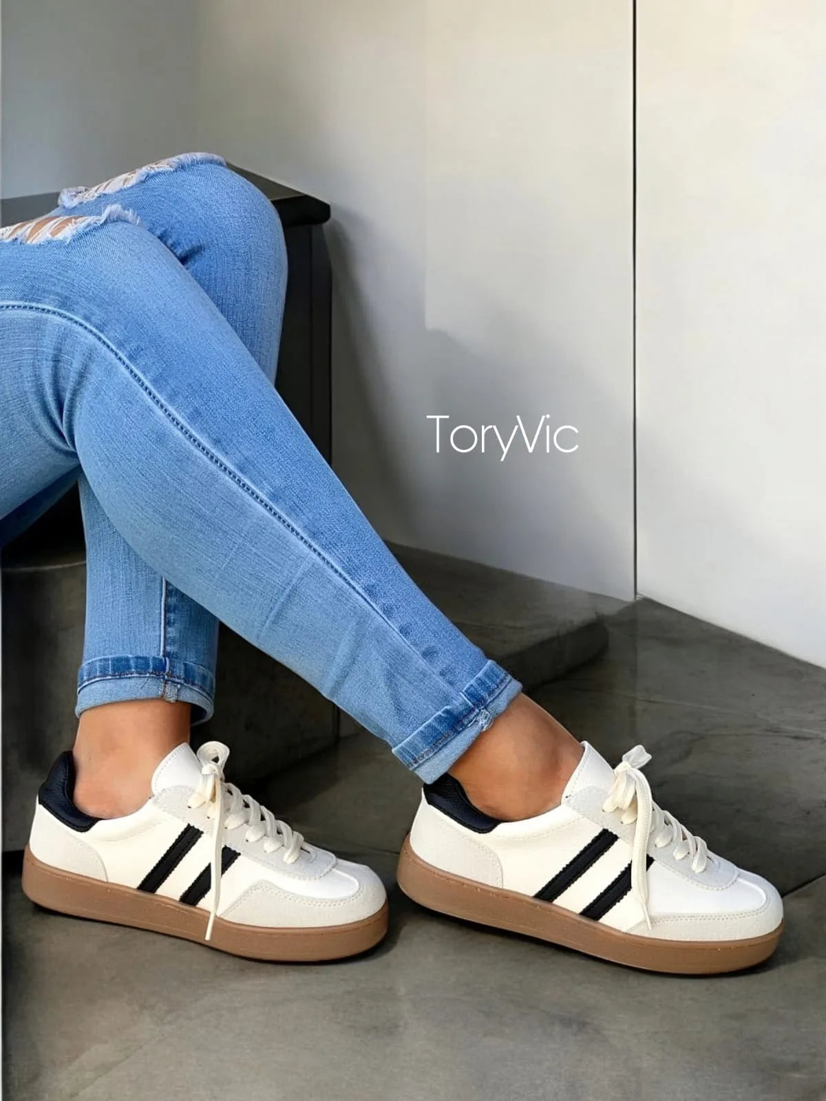 Tenis de mujer luciana beige – ToryVic