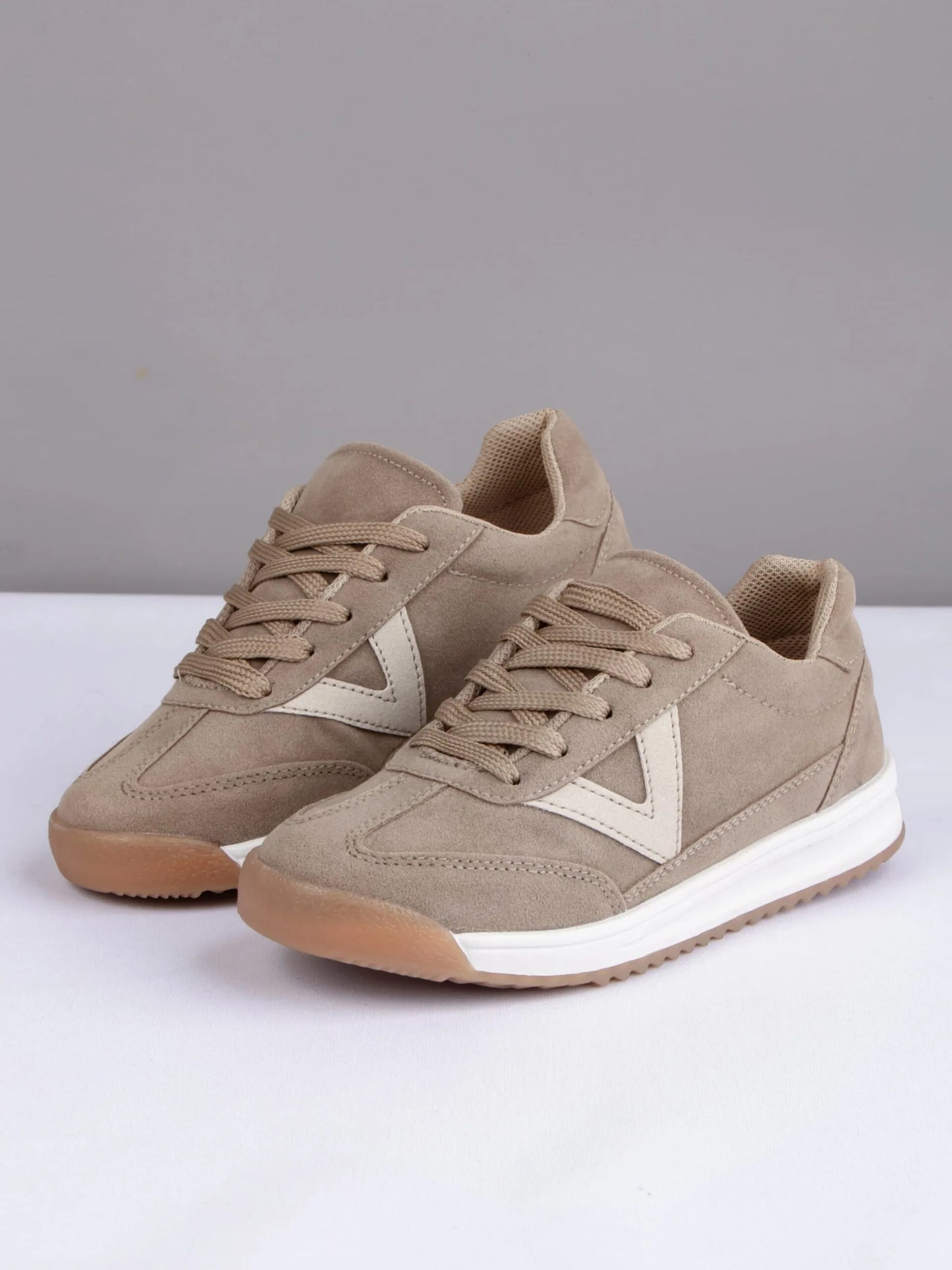 tenis, botines, sandalias y zapatos para mujer en colombia. madrid moka 1