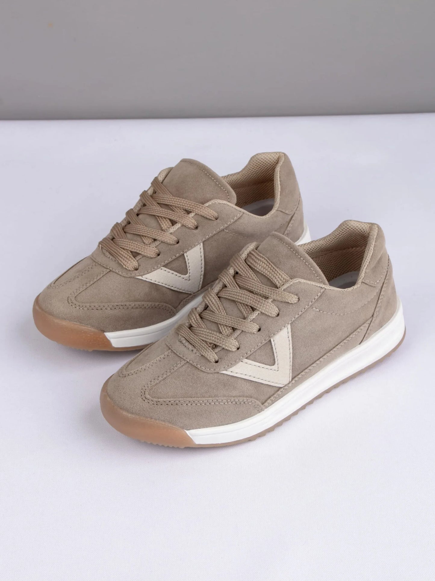 tenis, botines, sandalias y zapatos para mujer en colombia. madrid moka 2