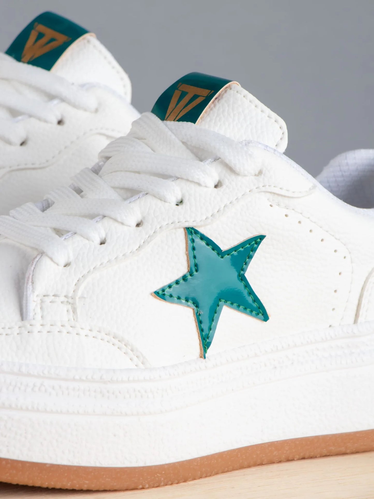 tenis, botines, sandalias y zapatos para mujer en colombia. star blanco verde 2