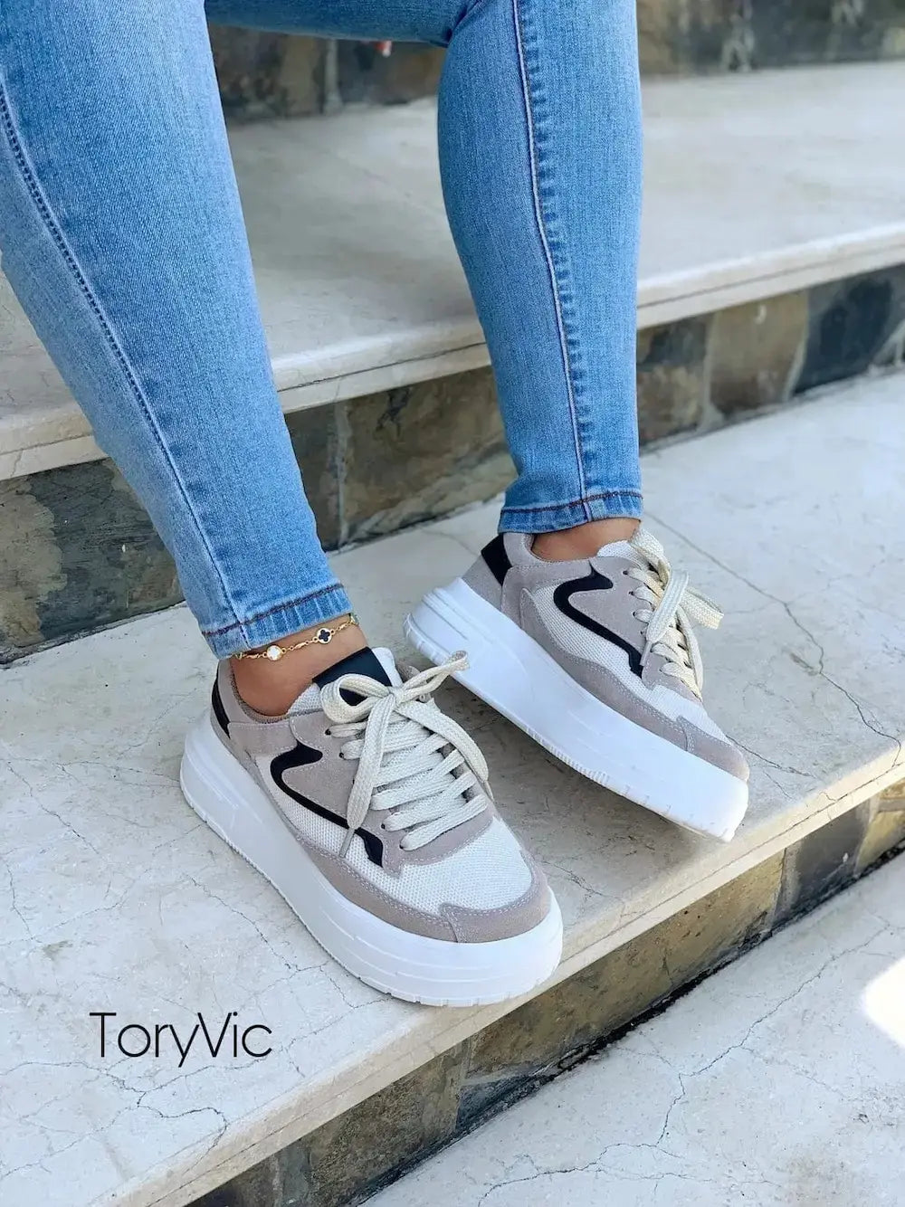 Tenis de mujer teddy combinado