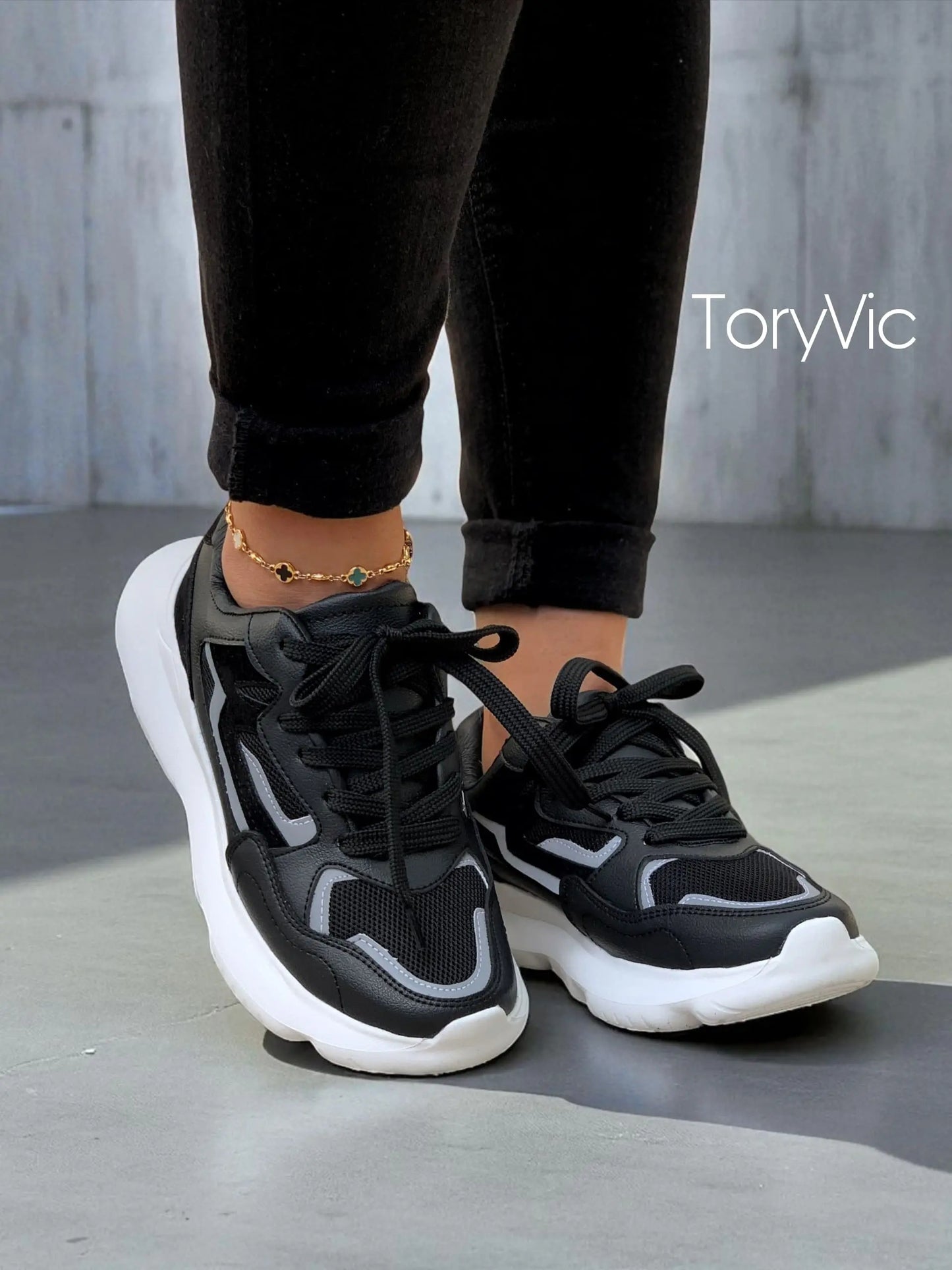 Tenis de mujer valencia negro