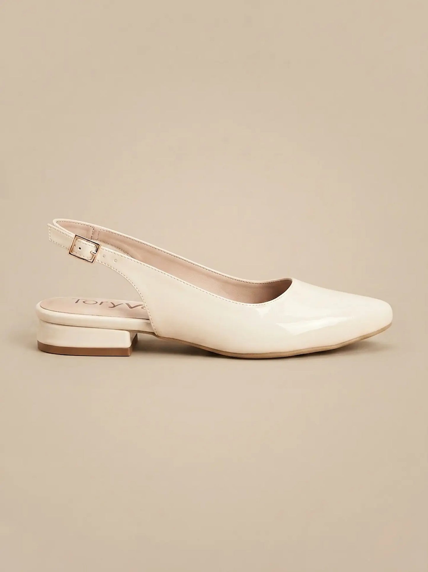 bailarina mujer beige 