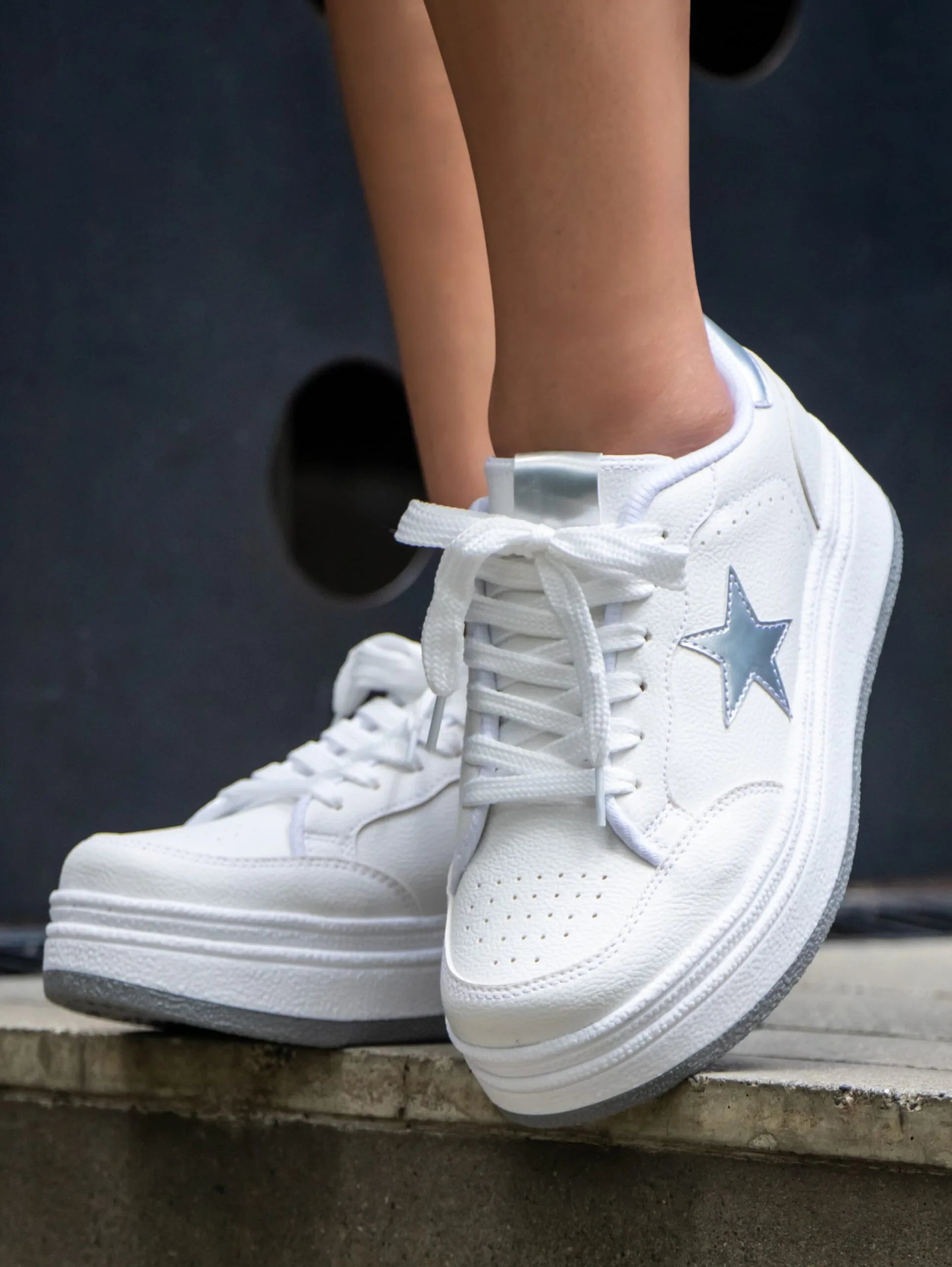 tenis, botines, sandalias y zapatos para mujer en colombia. star blanco plateado 1