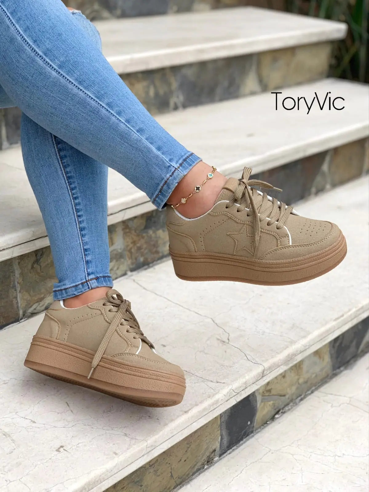 tenis_botines_sandalias_y_zapatos_para_mujer_en_colombia_star_moka 2