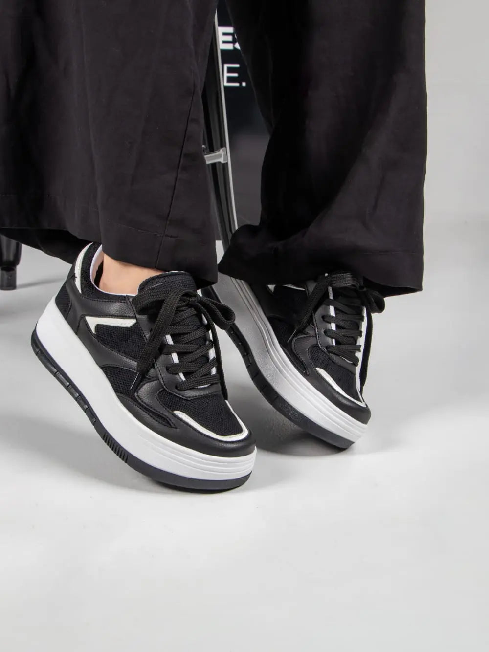 tenis, botines y sandalias para mujer rendy negro 