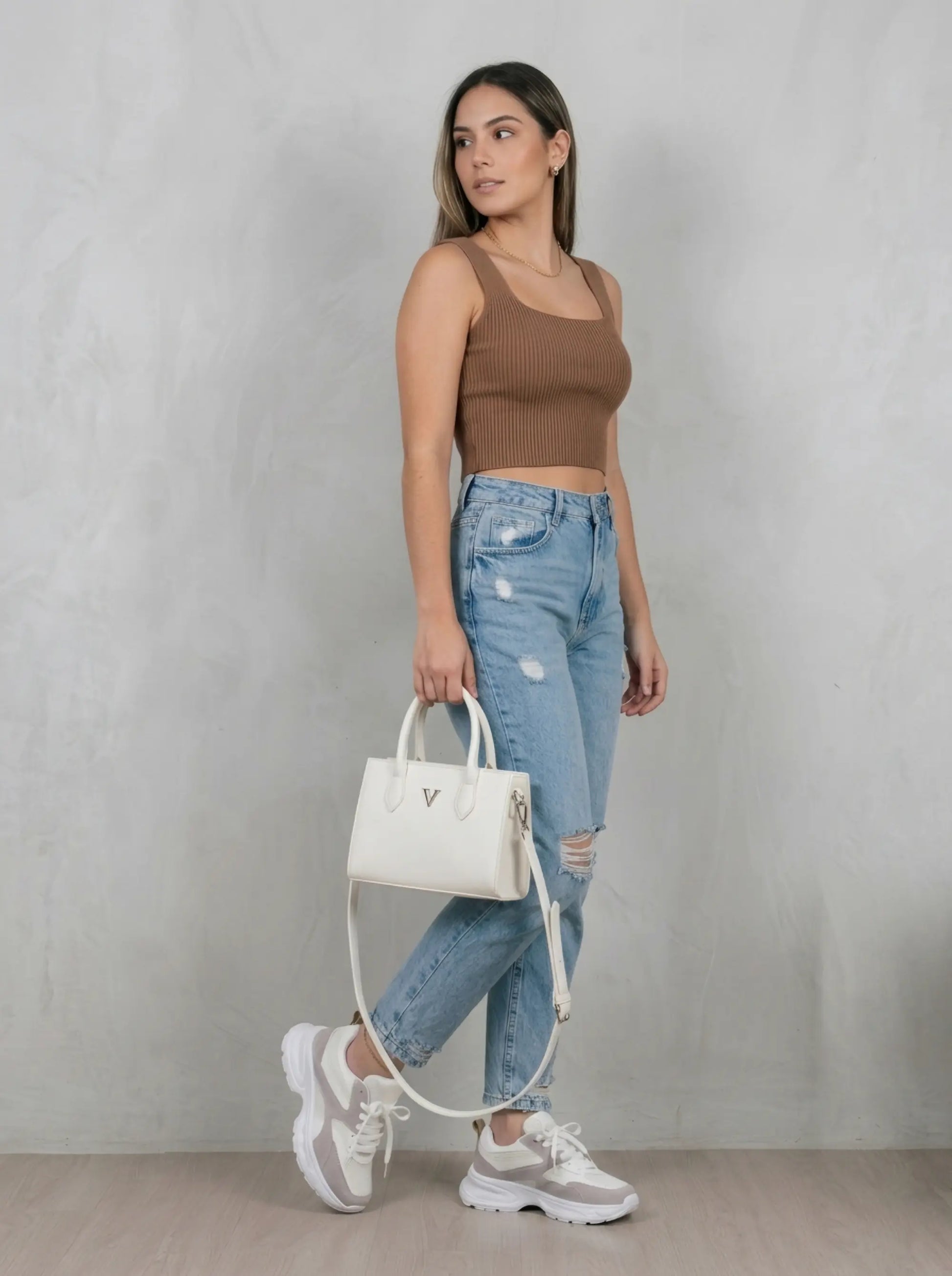 tenis de mujer kendal blanco gris3