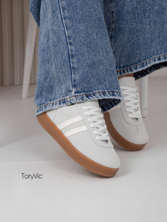 tenis, zapatos, botines y sandalias de mujer toryvic. luciana talco 