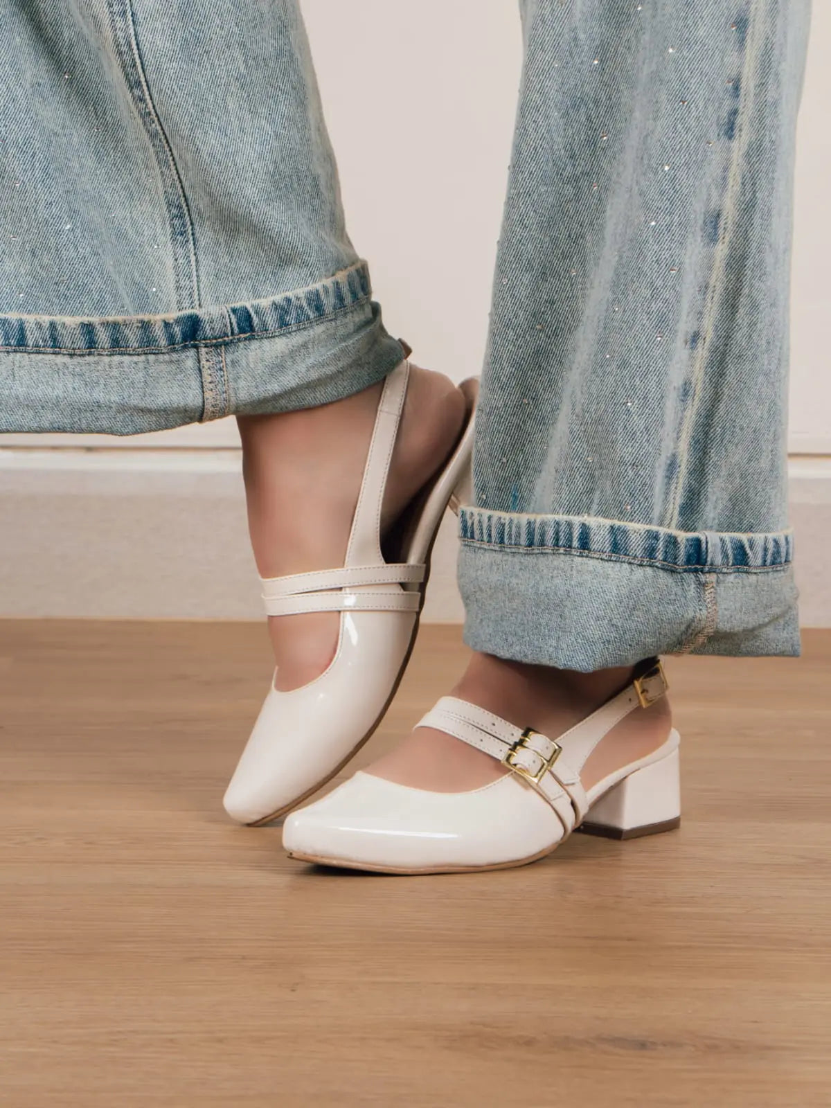 zapato tacon bajo para mujer vale beige